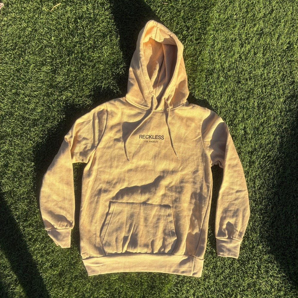 Young and Reckless Hoodie Mens Small Beige Fleece Spell Out Sweatshirt Y2K